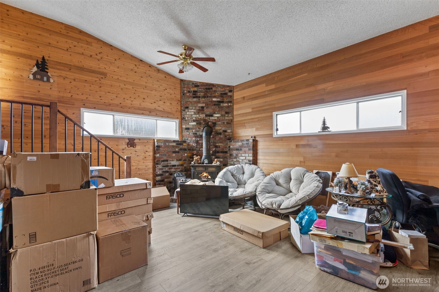 545 Davis Lake Road Morton, WA 98356 - Photo 18 of 32 a living room with furniture a air conditioner vent and white walls