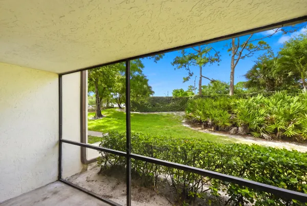 $190,000 | 2702 Southwest Matheson Avenue, Unit 113F1, Palm City, FL 34990