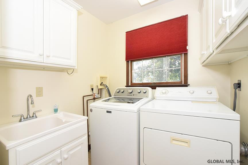 38 Garnsey Road Rexford, NY 12148 - Photo 26 of 40 Photo 27