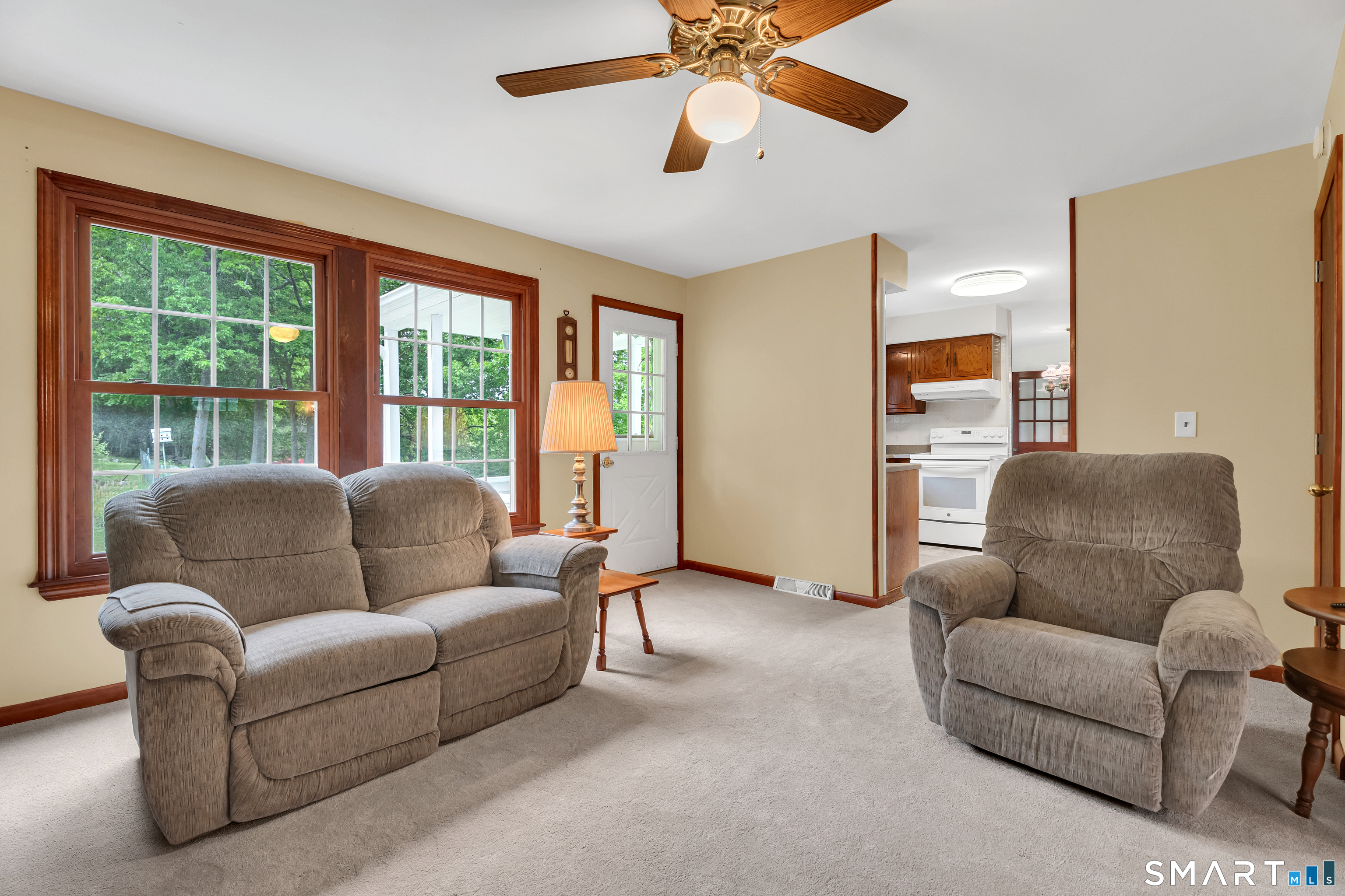 38 Roberts Road Groton, CT 06340 - Photo 8 of 40
