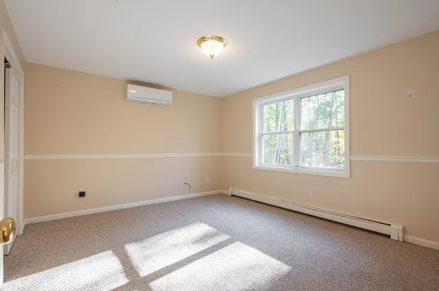 $649,900 | 562A 3rd Range Road, Unit A/B, Pembroke, NH 03275