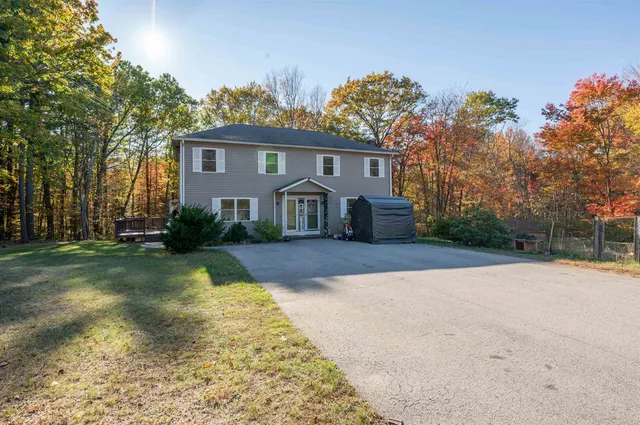 $649,900 | 562A 3rd Range Road, Unit A/B, Pembroke, NH 03275