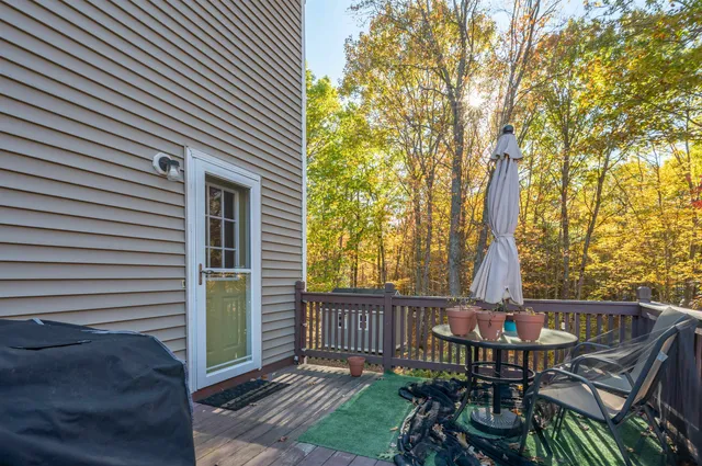 $649,900 | 562A 3rd Range Road, Unit A/B, Pembroke, NH 03275