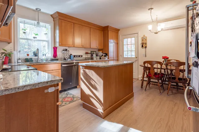 $649,900 | 562A 3rd Range Road, Unit A/B, Pembroke, NH 03275