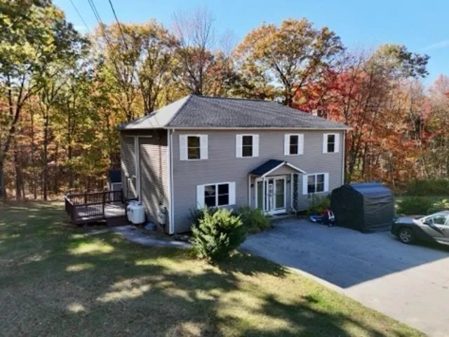 $649,900 | 562A 3rd Range Road, Unit A/B, Pembroke, NH 03275