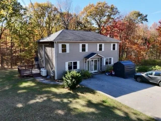 $649,900 | 562A 3rd Range Road, Unit A/B, Pembroke, NH 03275