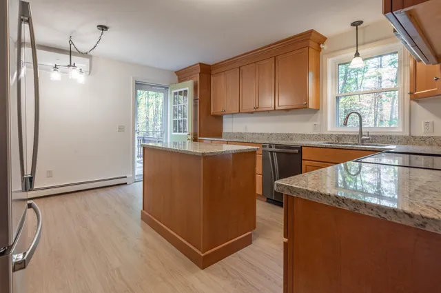 $649,900 | 562A 3rd Range Road, Unit A/B, Pembroke, NH 03275