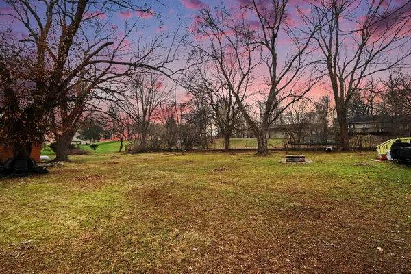 $320,000 | 3104 Courtlandt Avenue, Kalamazoo, MI 49004