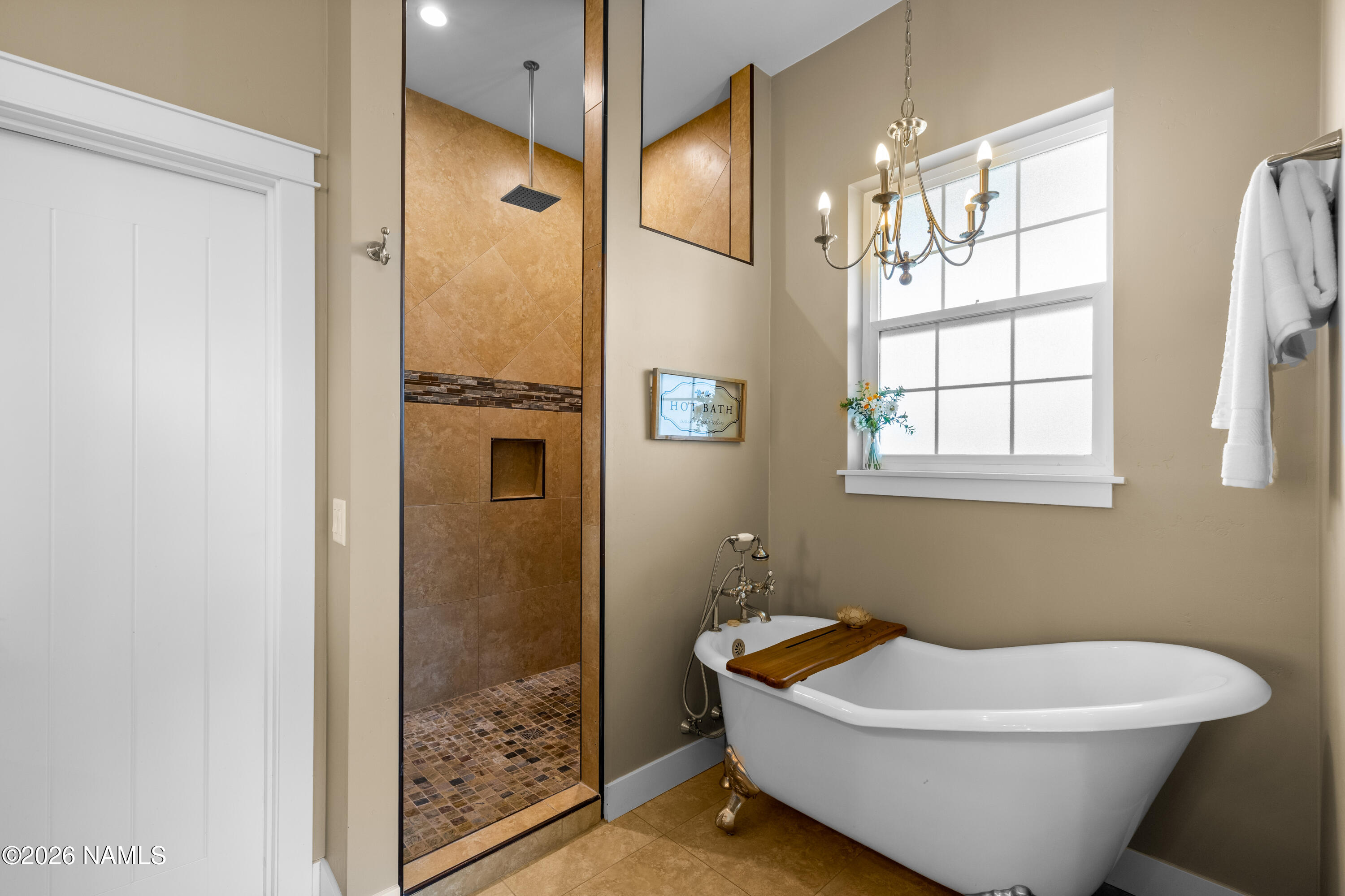 10833 Sage Road Flagstaff, AZ 86004 - Photo 22 of 45 Primary bathroom