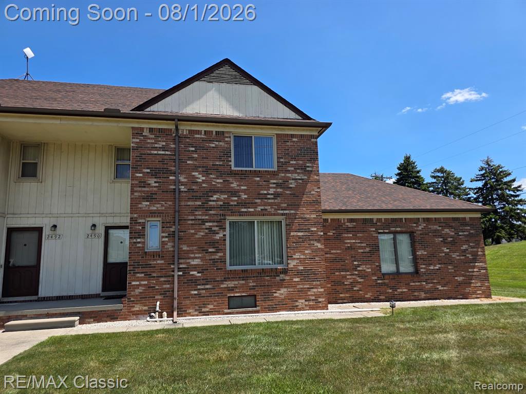 2490 John R Road Troy, MI 48083 - Photo 2 of 30