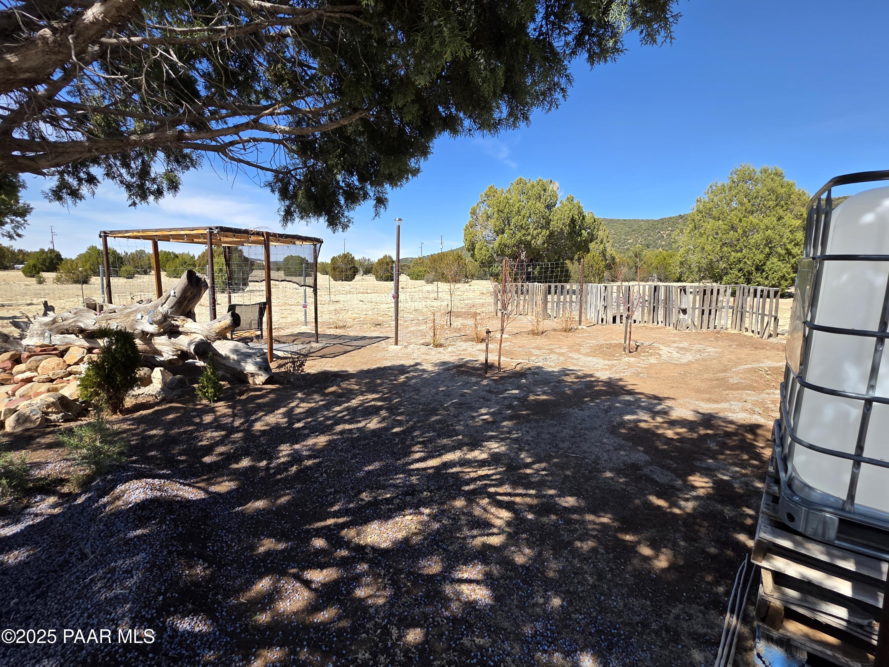 33760 West Cowboy Clint Road Seligman, AZ 86337 - Photo 27 of 94 20250407_144509