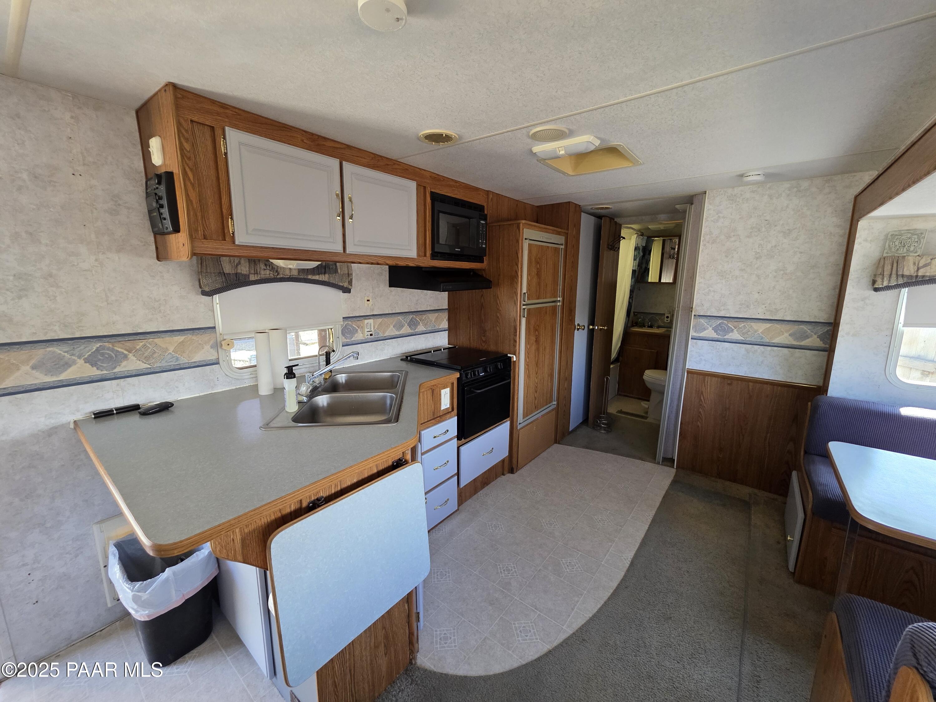 33760 West Cowboy Clint Road Seligman, AZ 86337 - Photo 39 of 94 20250407_144756