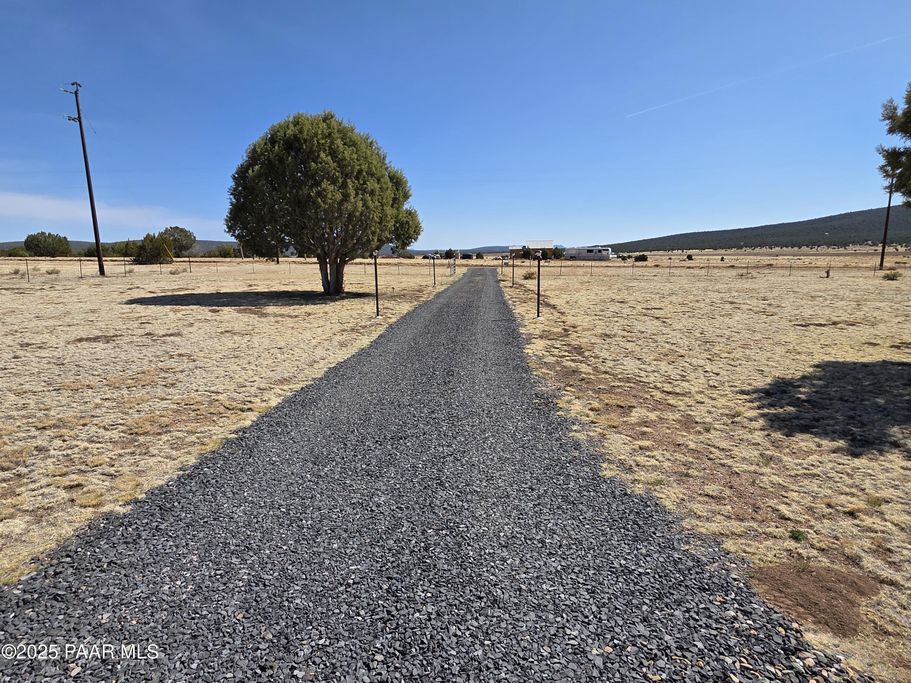 33760 West Cowboy Clint Road Seligman, AZ 86337 - Photo 5 of 94 20250407_143939