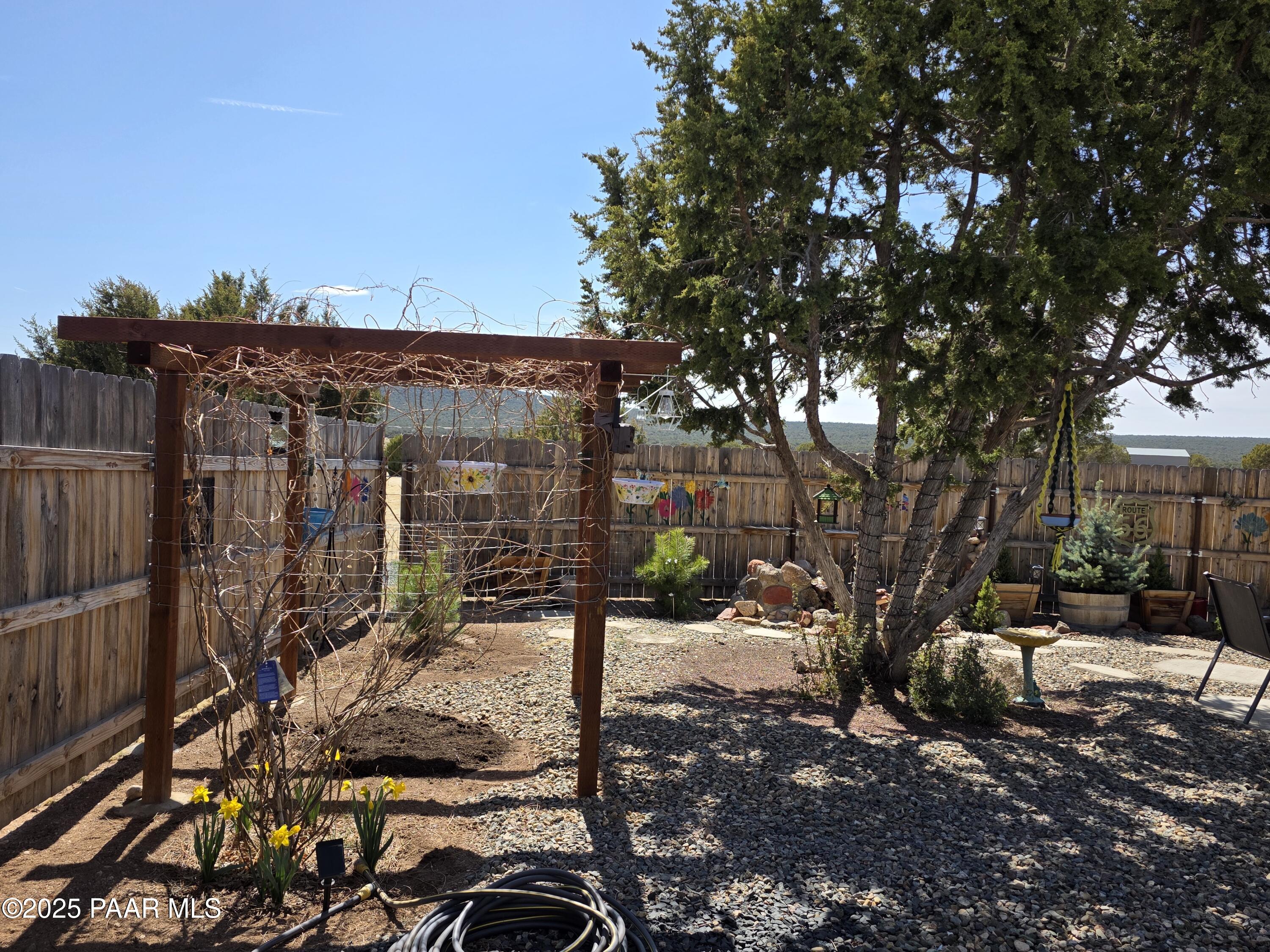 33760 West Cowboy Clint Road Seligman, AZ 86337 - Photo 8 of 94 20250407_144113