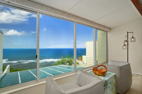 $2,495,000 | 5454 Ka Haku Road, Unit 307, Princeville, HI 96722