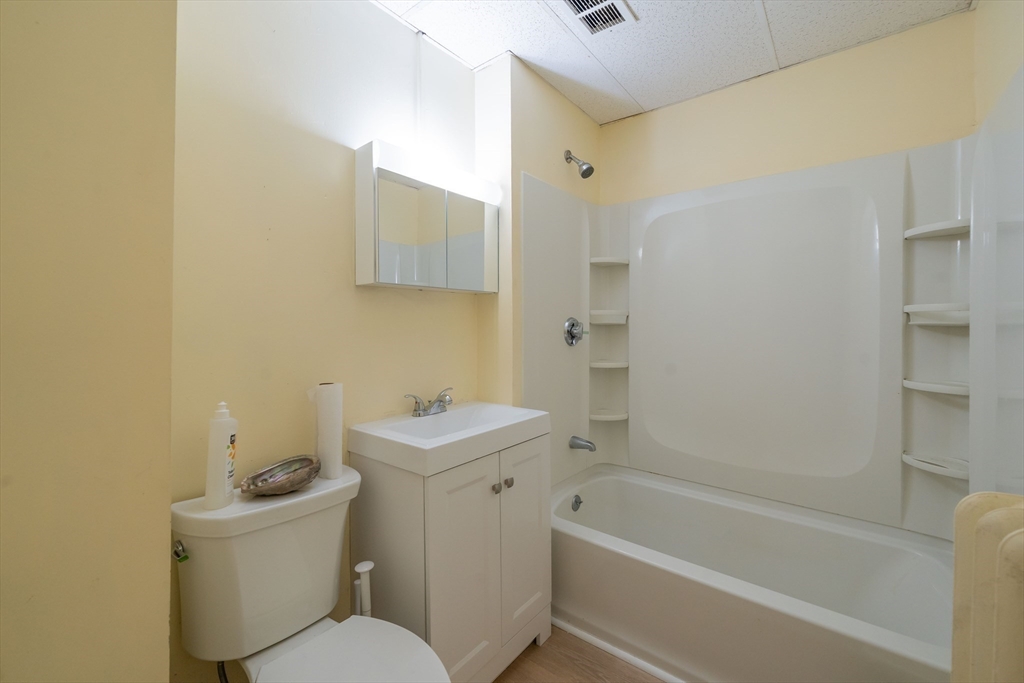14 Moulton Road Arlington, MA 02476 - Photo 18 of 42 Gallery Image 18