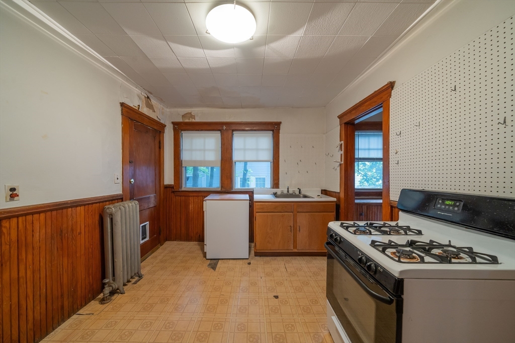 14 Moulton Road Arlington, MA 02476 - Photo 30 of 42 Gallery Image 30