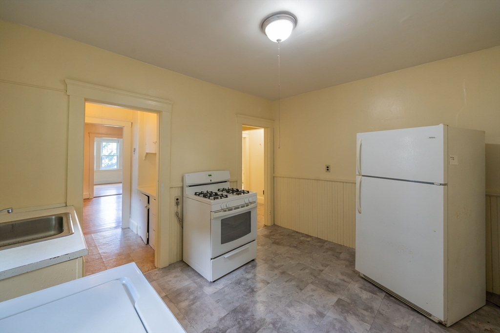 14 Moulton Road Arlington, MA 02476 - Photo 10 of 42 Gallery Image 10