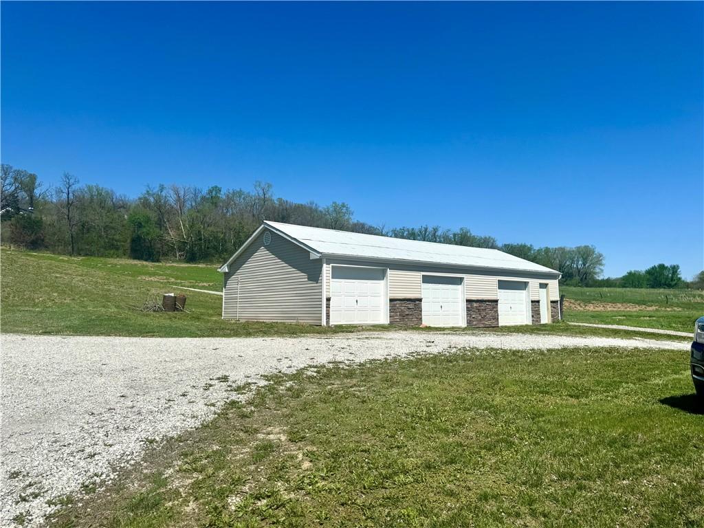 135 Southeast Mt Zion Road St. Joseph, MO 64504 - Photo 36 of 43