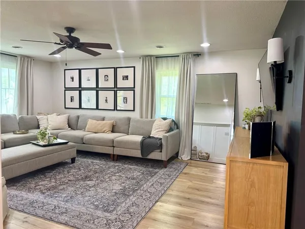 $299,900 | 135 Southeast Mt Zion Road, St. Joseph, MO 64504