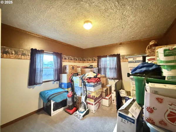 $273,000 | 138 12th Street, Prairie City, OR 97869