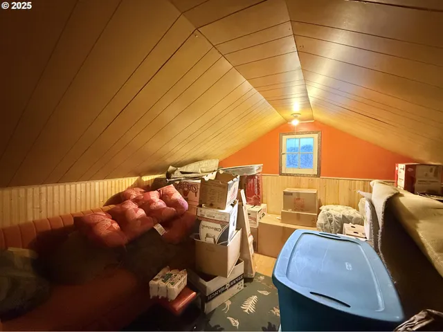 $277,000 | 138 12th Street, Prairie City, OR 97869