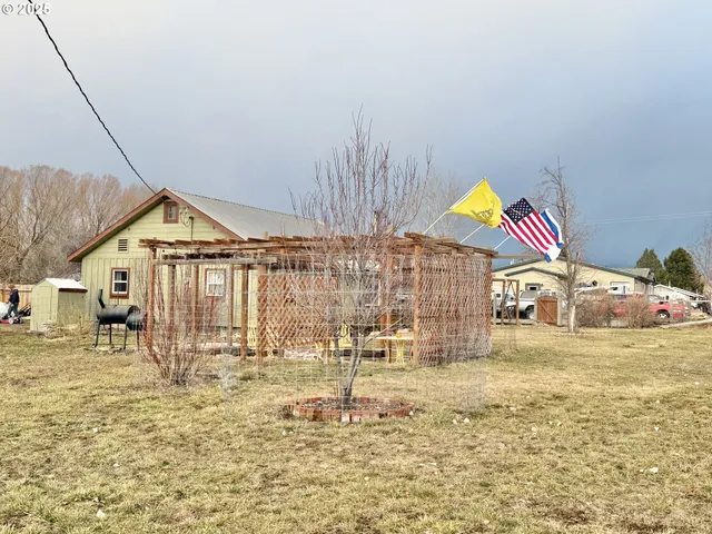 $277,000 | 138 12th Street, Prairie City, OR 97869