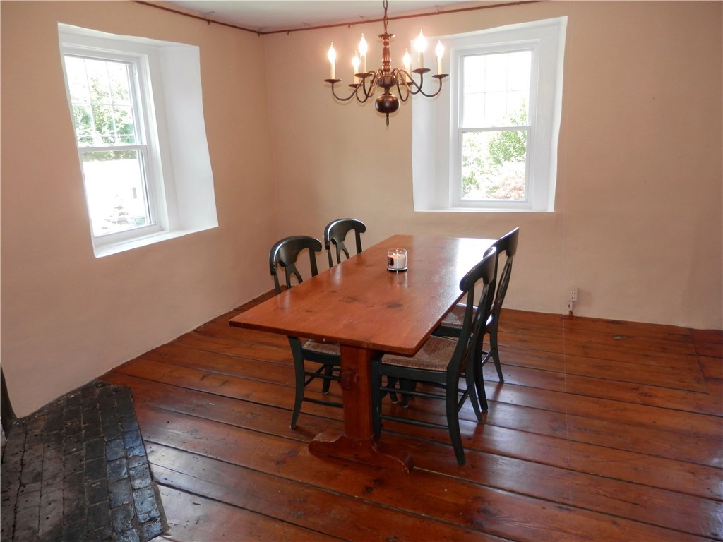 23 Stillwater Road Smithfield, RI 02917 - Photo 16 of 21