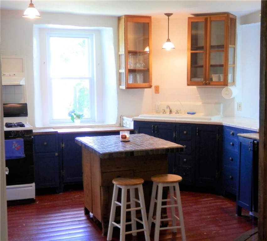23 Stillwater Road Smithfield, RI 02917 - Photo 17 of 21