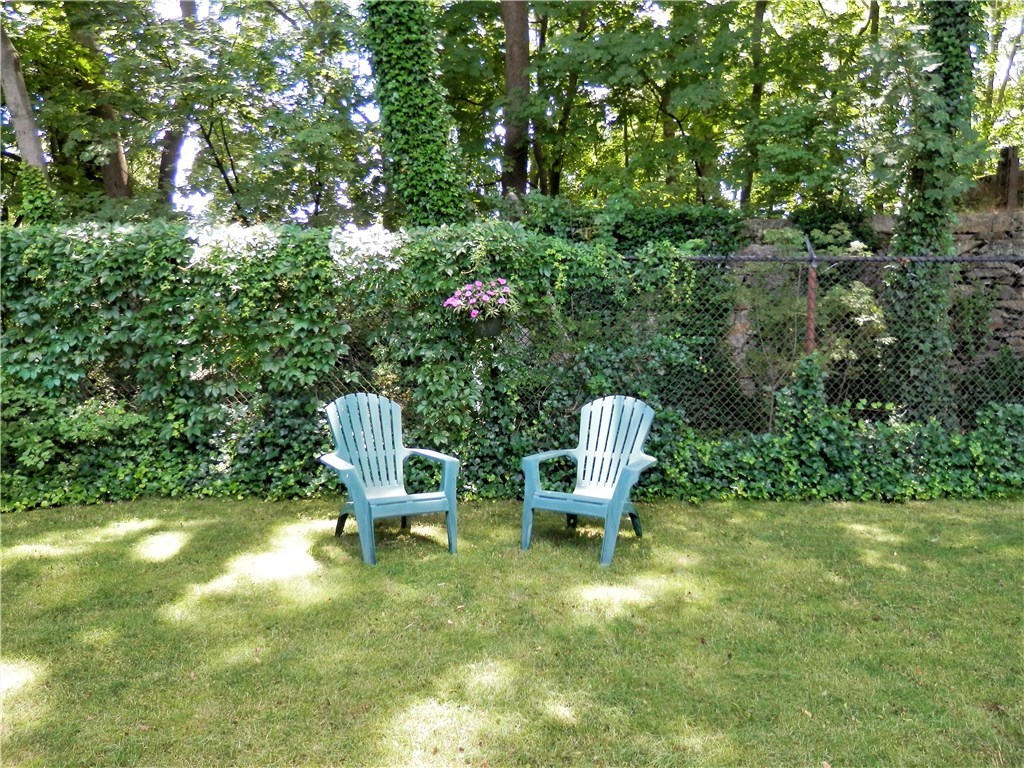 23 Stillwater Road Smithfield, RI 02917 - Photo 10 of 21