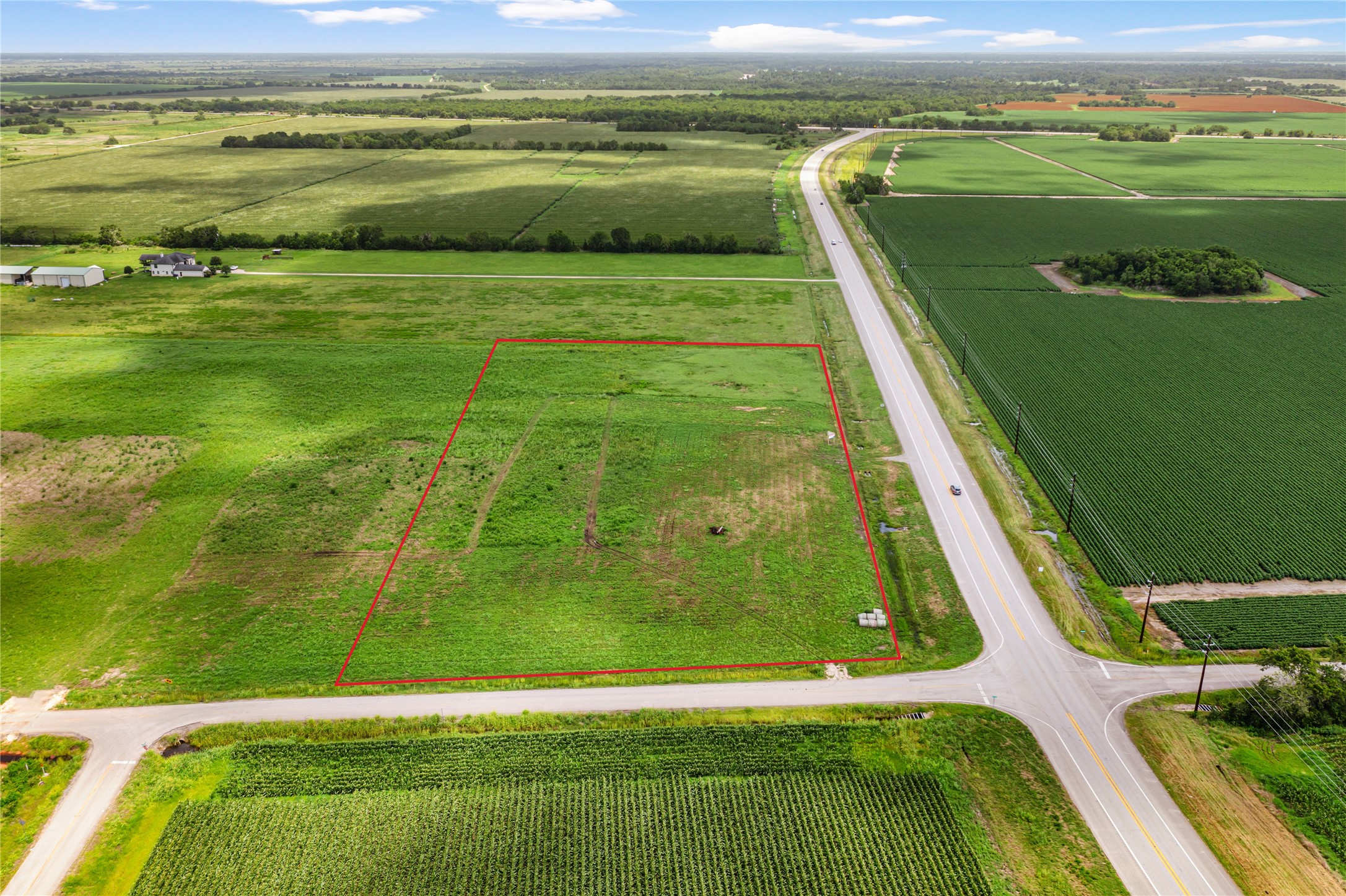 0 Tx-10-spur Rosenberg, TX 77471 - Photo 2 of 24 a view of a swimming pool with a lake view