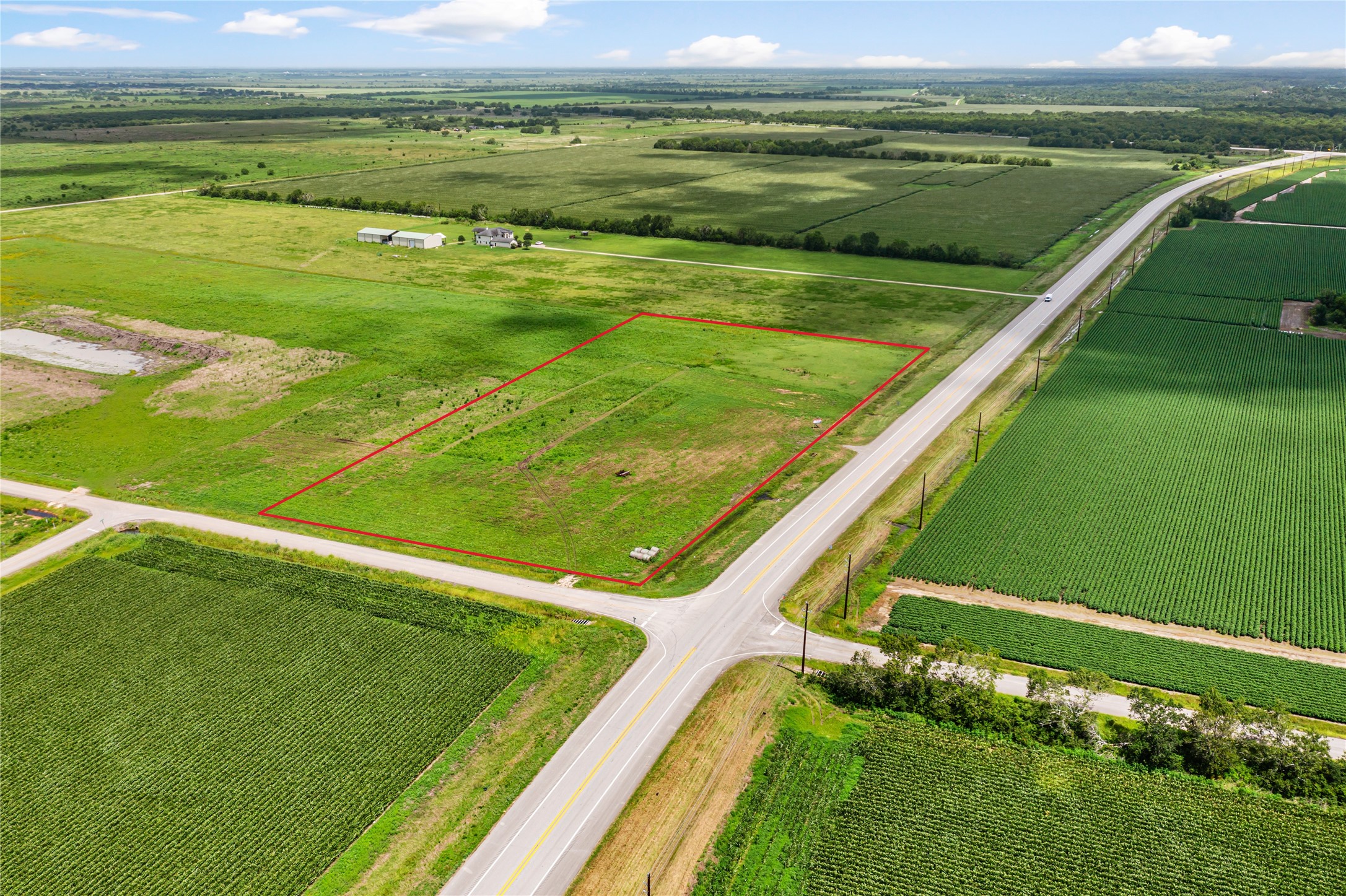 0 Tx-10-spur Rosenberg, TX 77471 - Photo 3 of 24 a view of an ocean from a balcony