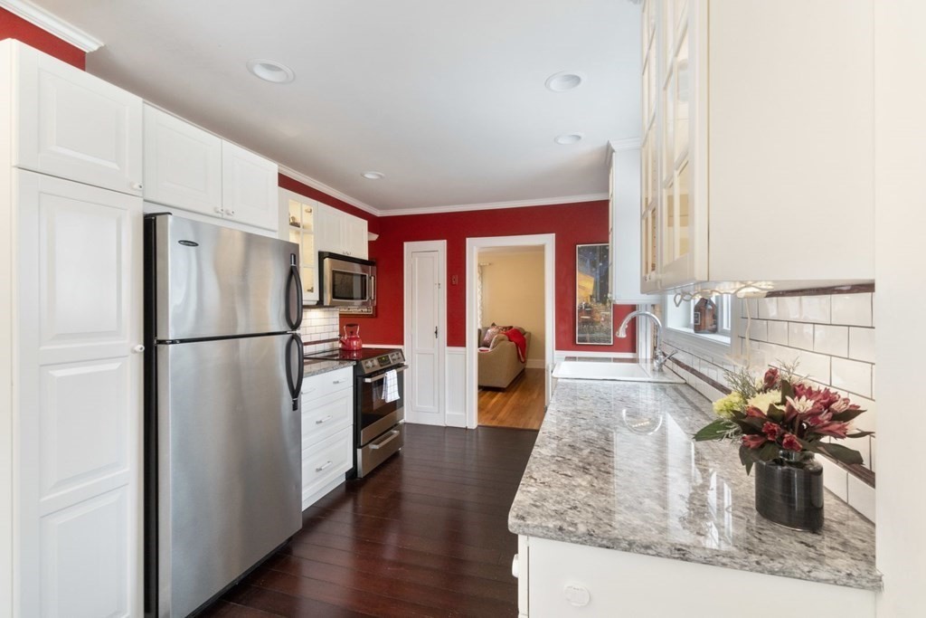 28 Sylvan Road Westwood, MA 02090 - Photo 7 of 35 Gallery Image 7