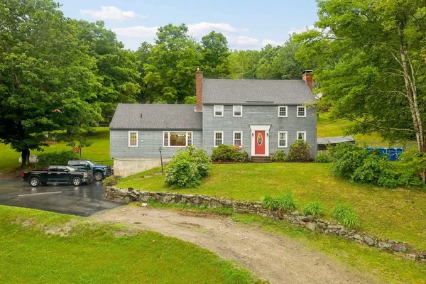 $734,994 | 39 Briar Hill Road, Bristol, NH 03222