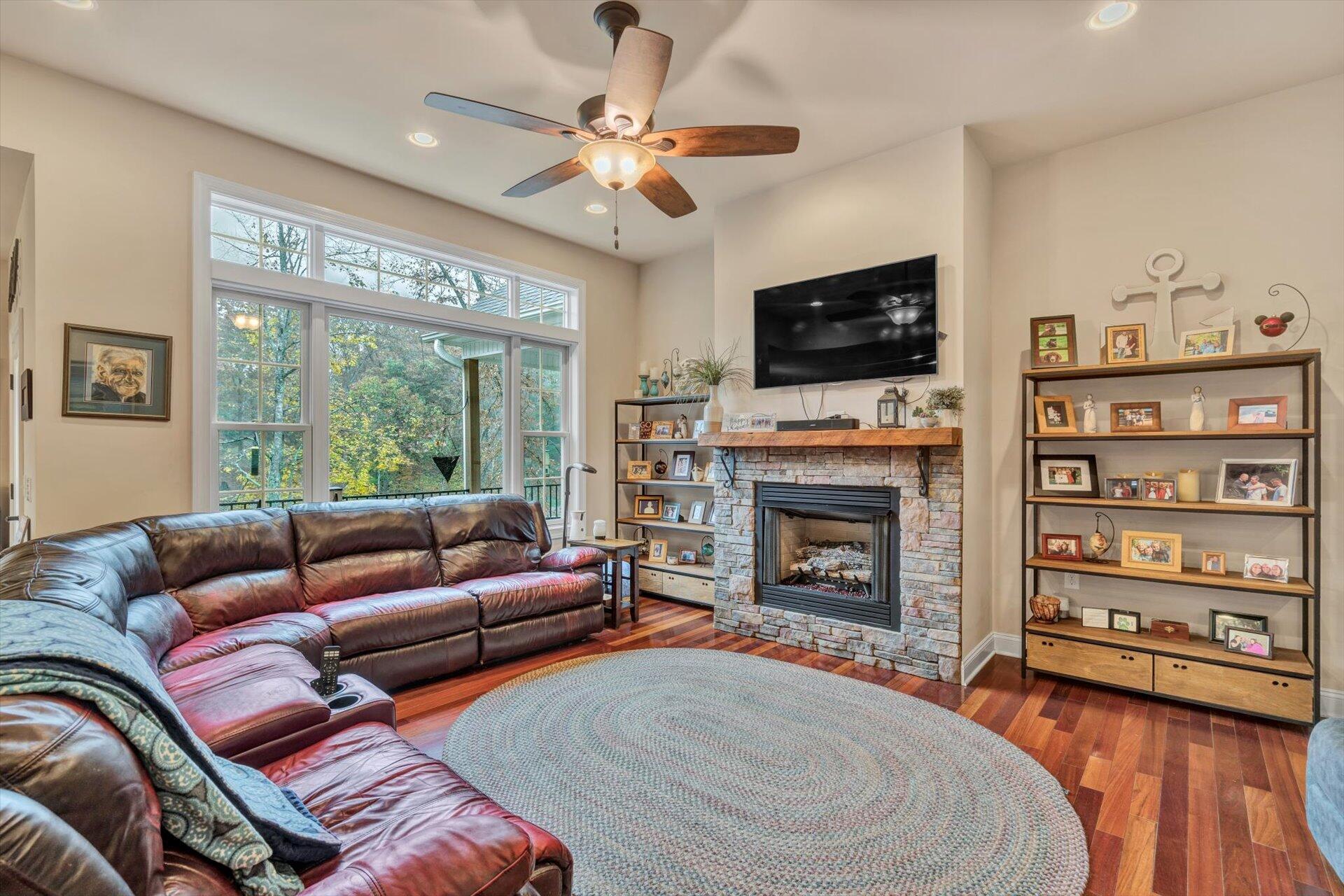 248 Woodbrook Road Moneta, VA 24121 - Photo 11 of 51 11-103120220003