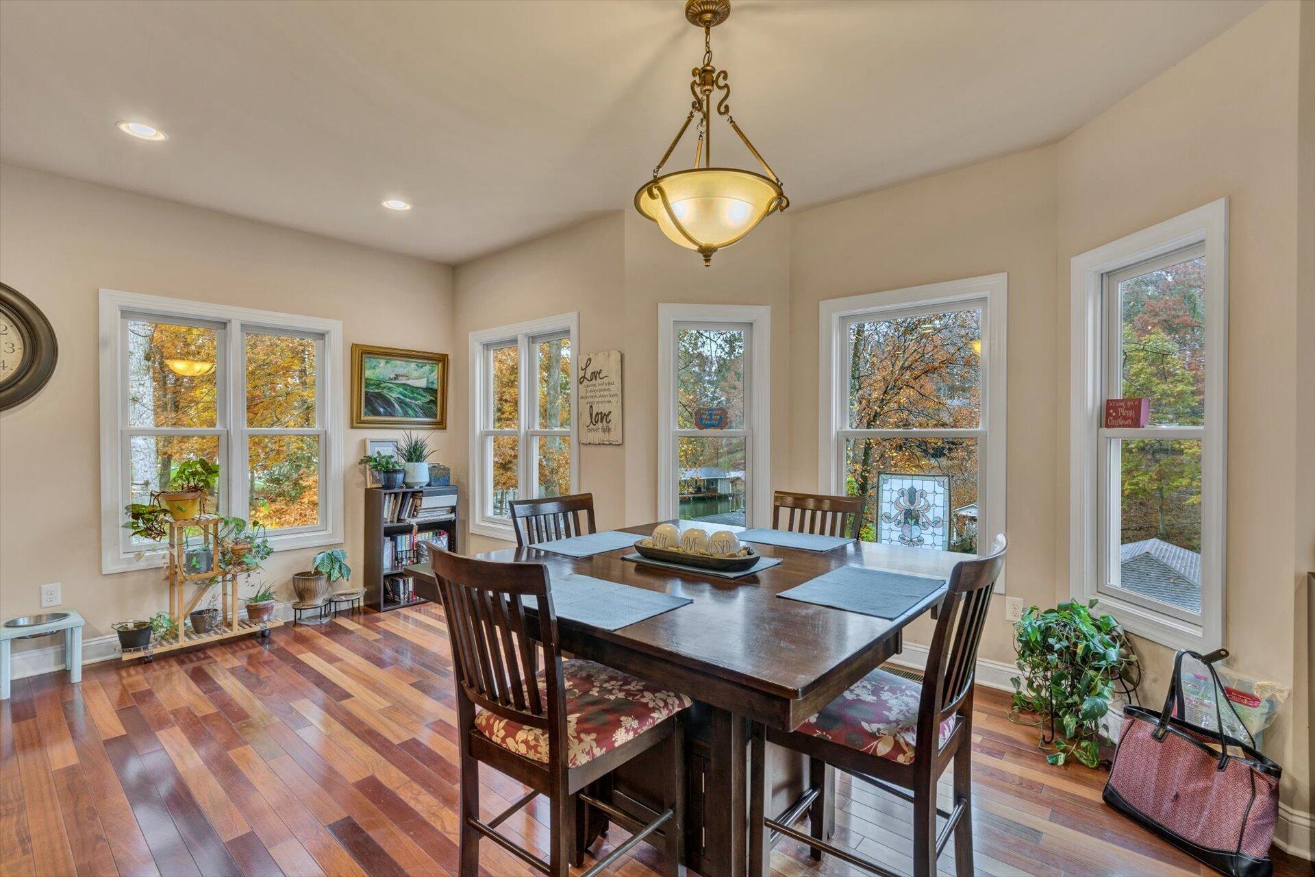 248 Woodbrook Road Moneta, VA 24121 - Photo 16 of 51 16-103120220005