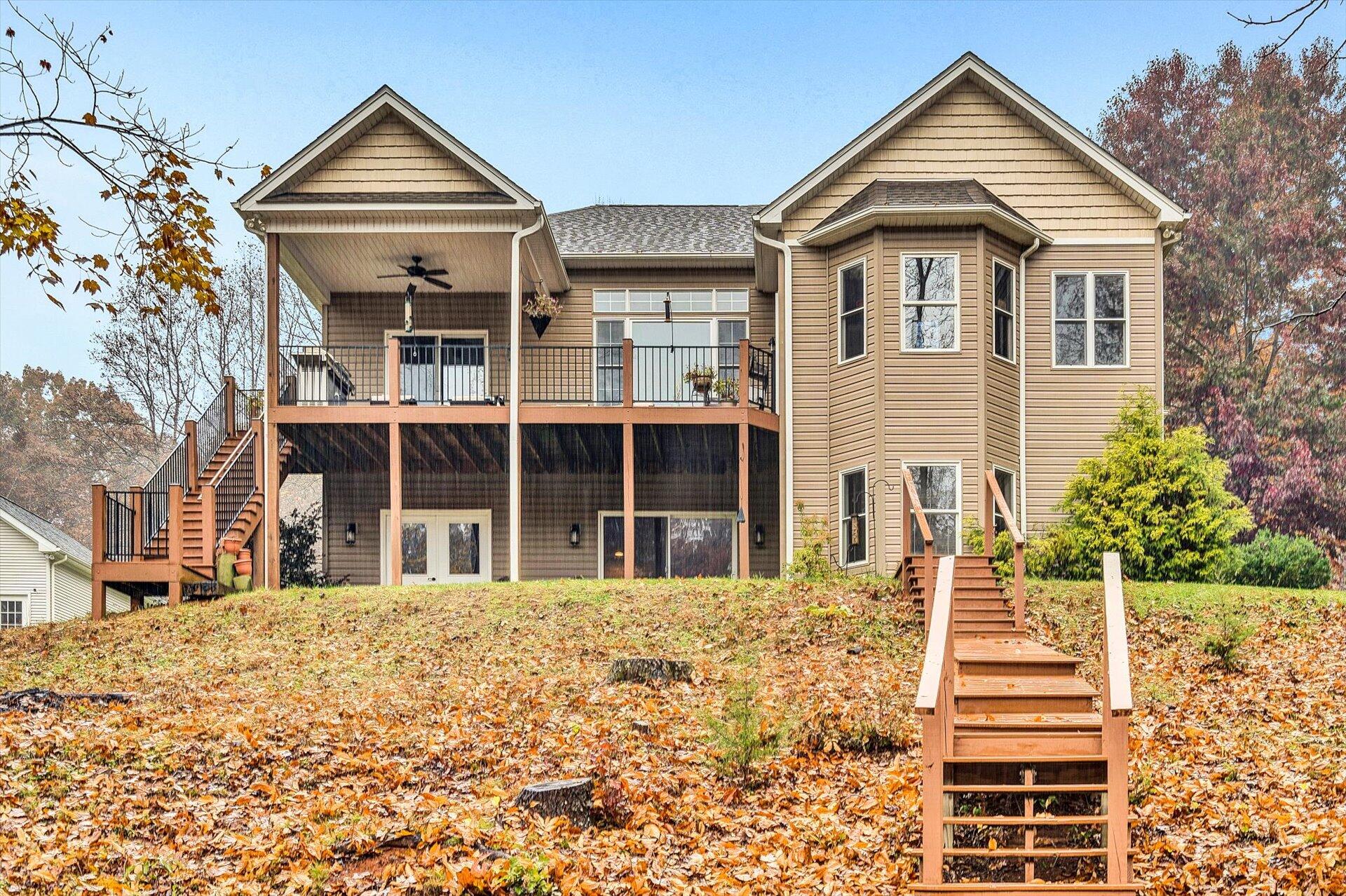 248 Woodbrook Road Moneta, VA 24121 - Photo 3 of 51 03-103120220033