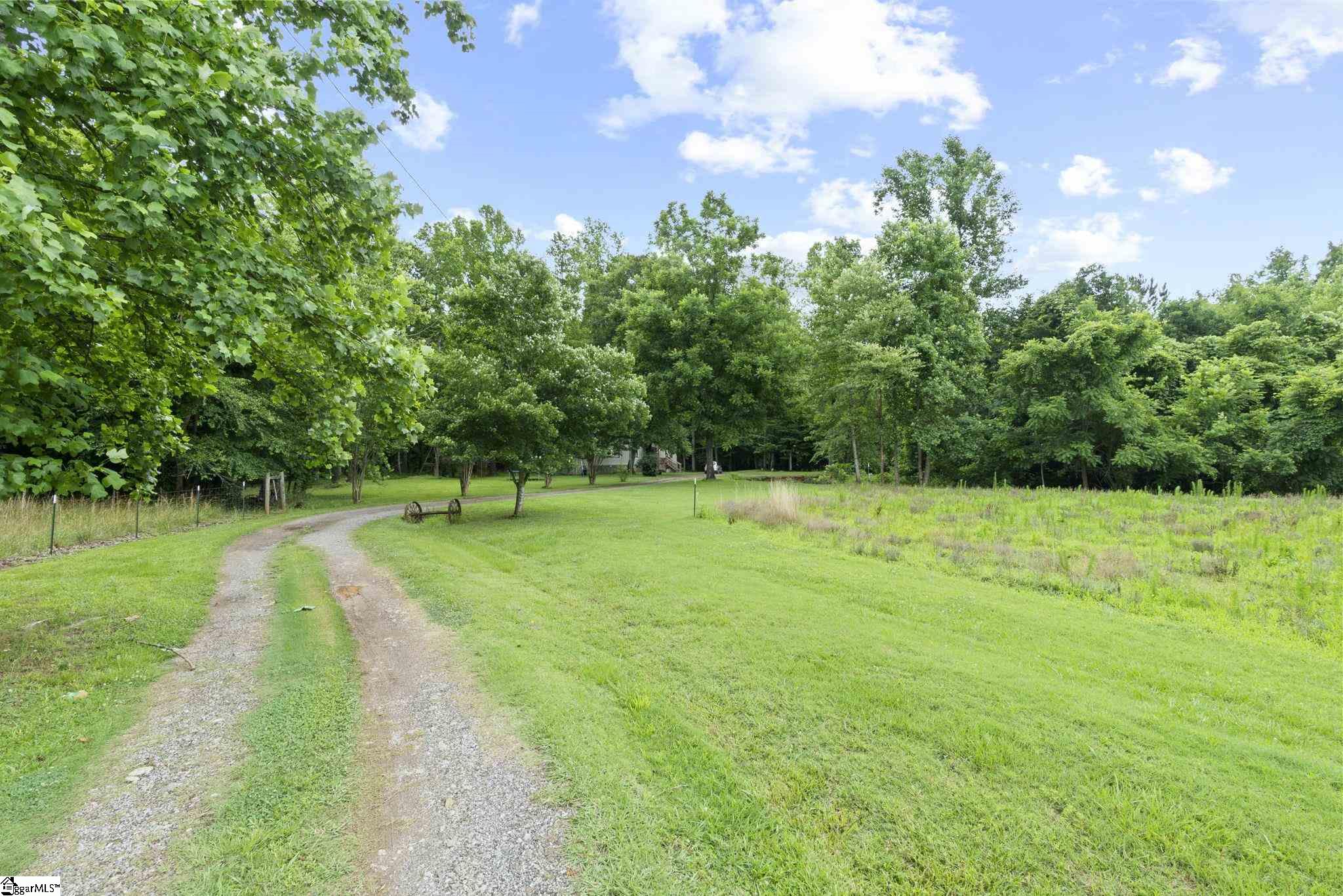 590 State Rd S-11-492 Gaffney, SC 29340 - Photo 3 of 26 Gallery Image 3