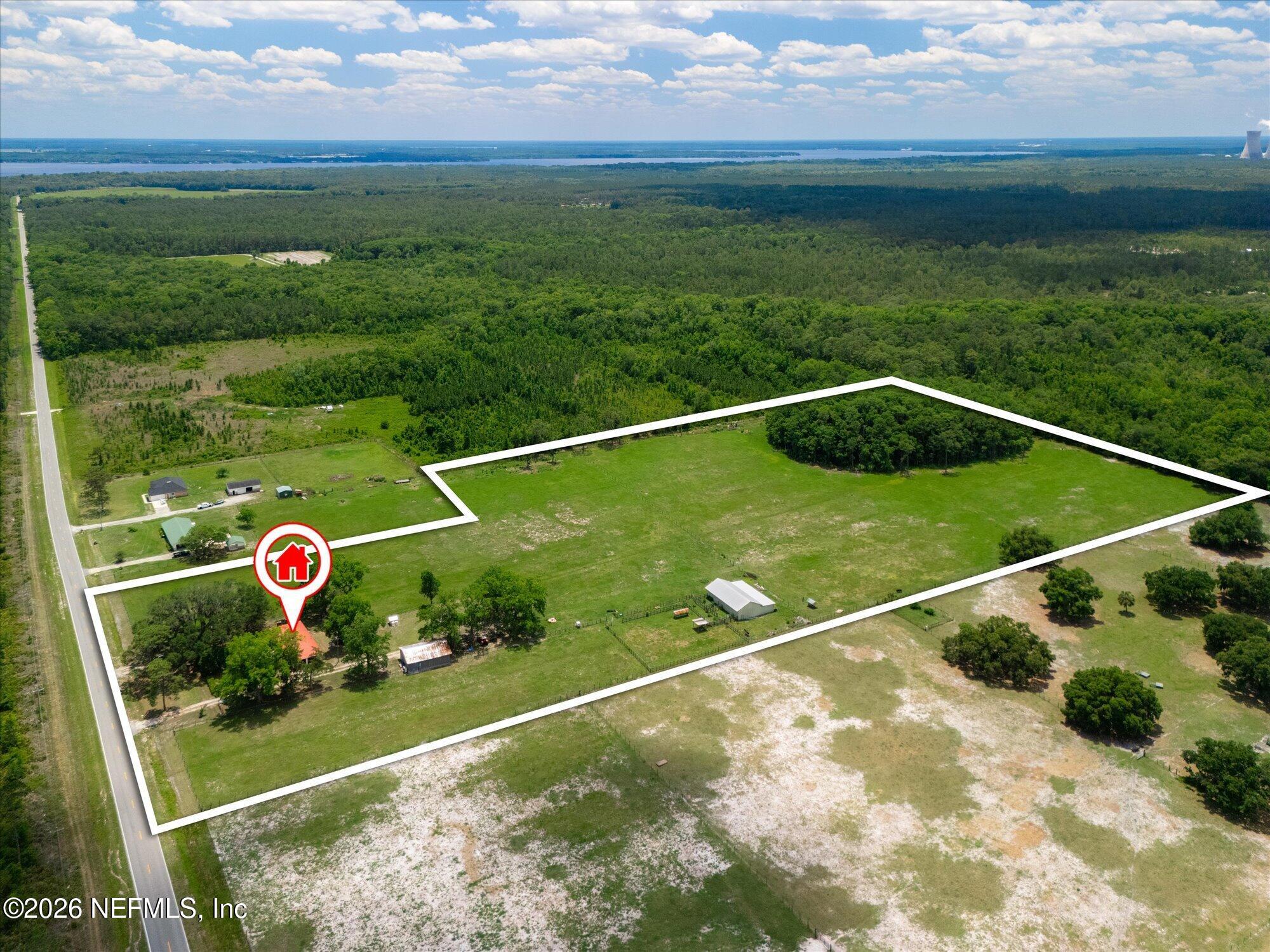 786 West River Road Palatka, FL 32177 - Photo 41 of 53 a view of a tennis court