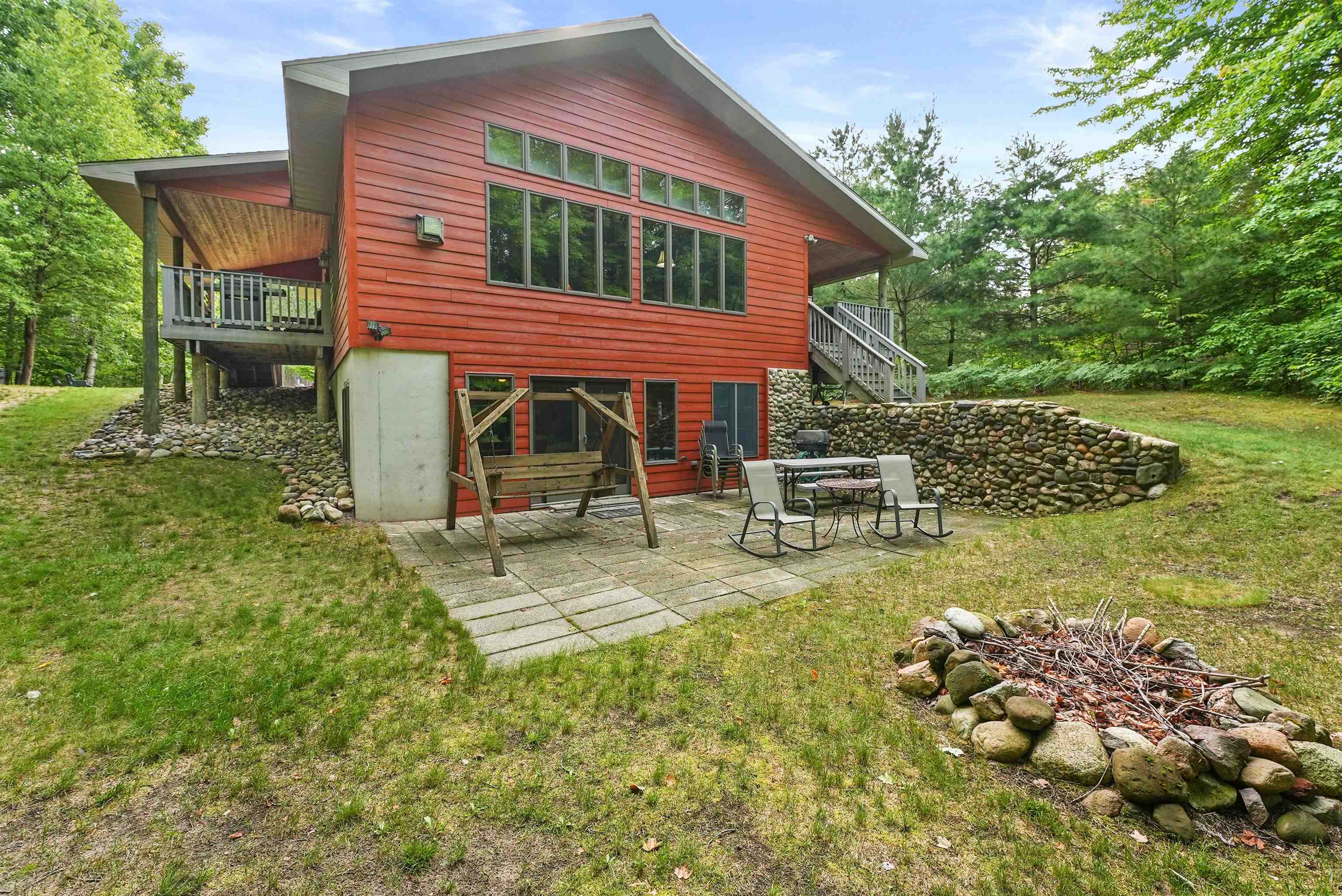6375 West 14 Road Mesick, MI 49668 - Photo 2 of 44 1914235-1.JPG