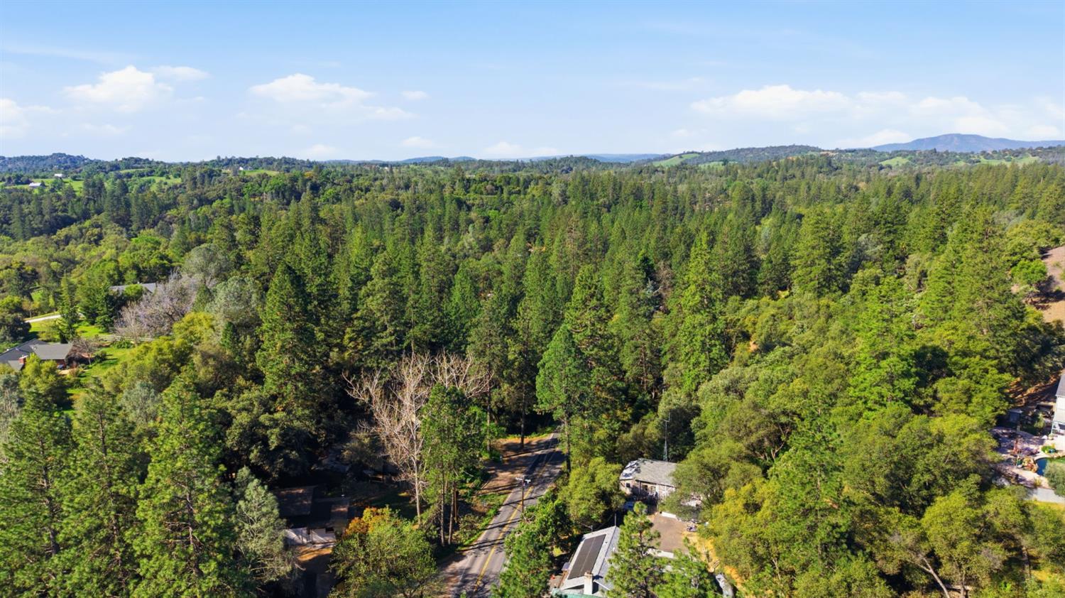 21923 Sawmill Flat Road Sonora, CA 95370 - Photo 27 of 32