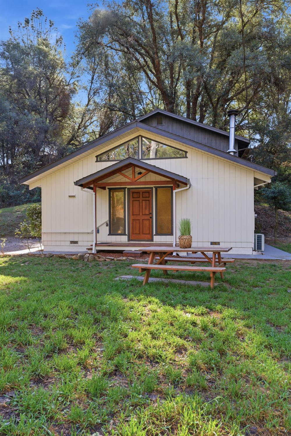 21923 Sawmill Flat Road Sonora, CA 95370 - Photo 4 of 32