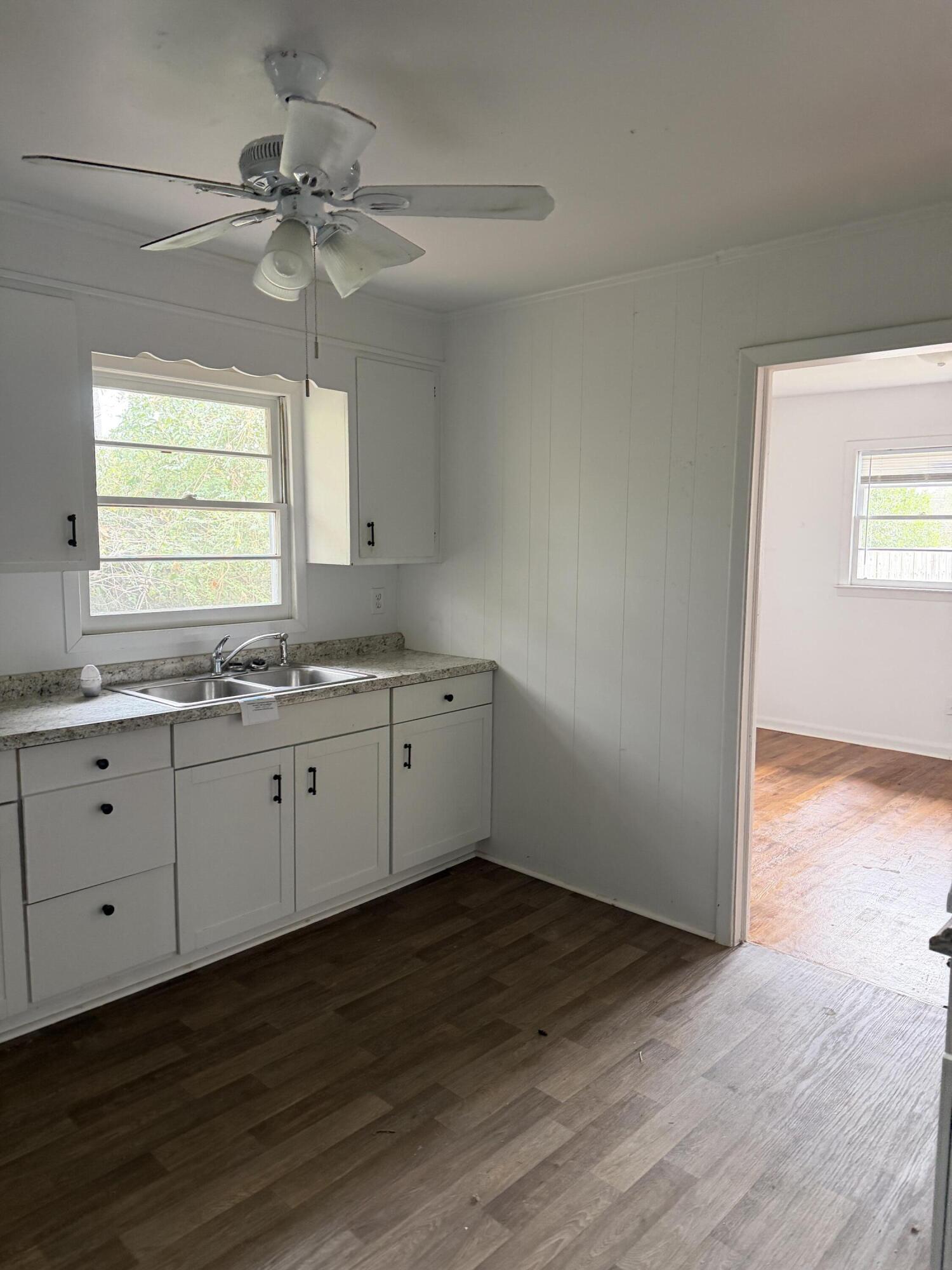 1519 Summerhill Road North Augusta, SC 29841 - Photo 6 of 12 Photo Dec 01 2025, 12 47 15 PM