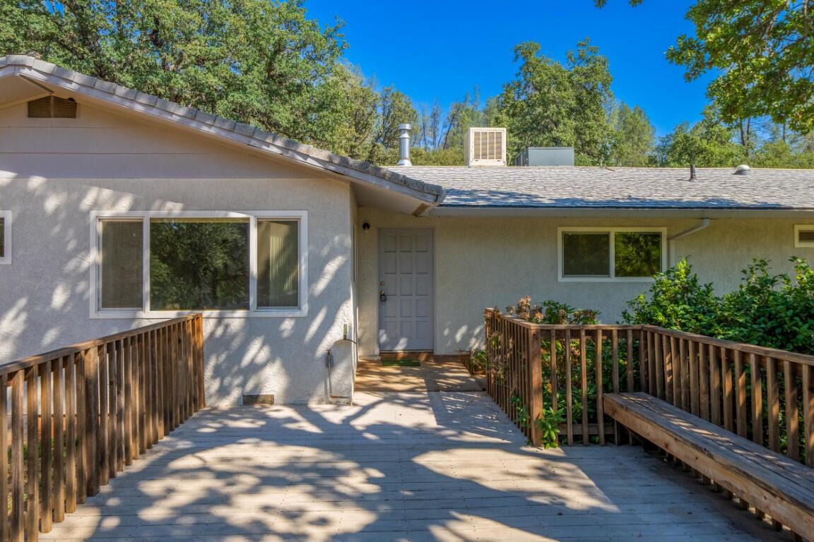 8933 Simmons Road Redding, CA 96001 - Photo 10 of 52 IMG-09