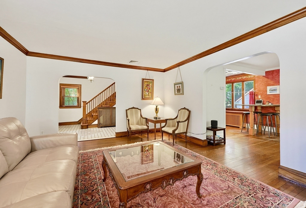 33 Princess Road Newton, MA 02465 - Photo 8 of 42