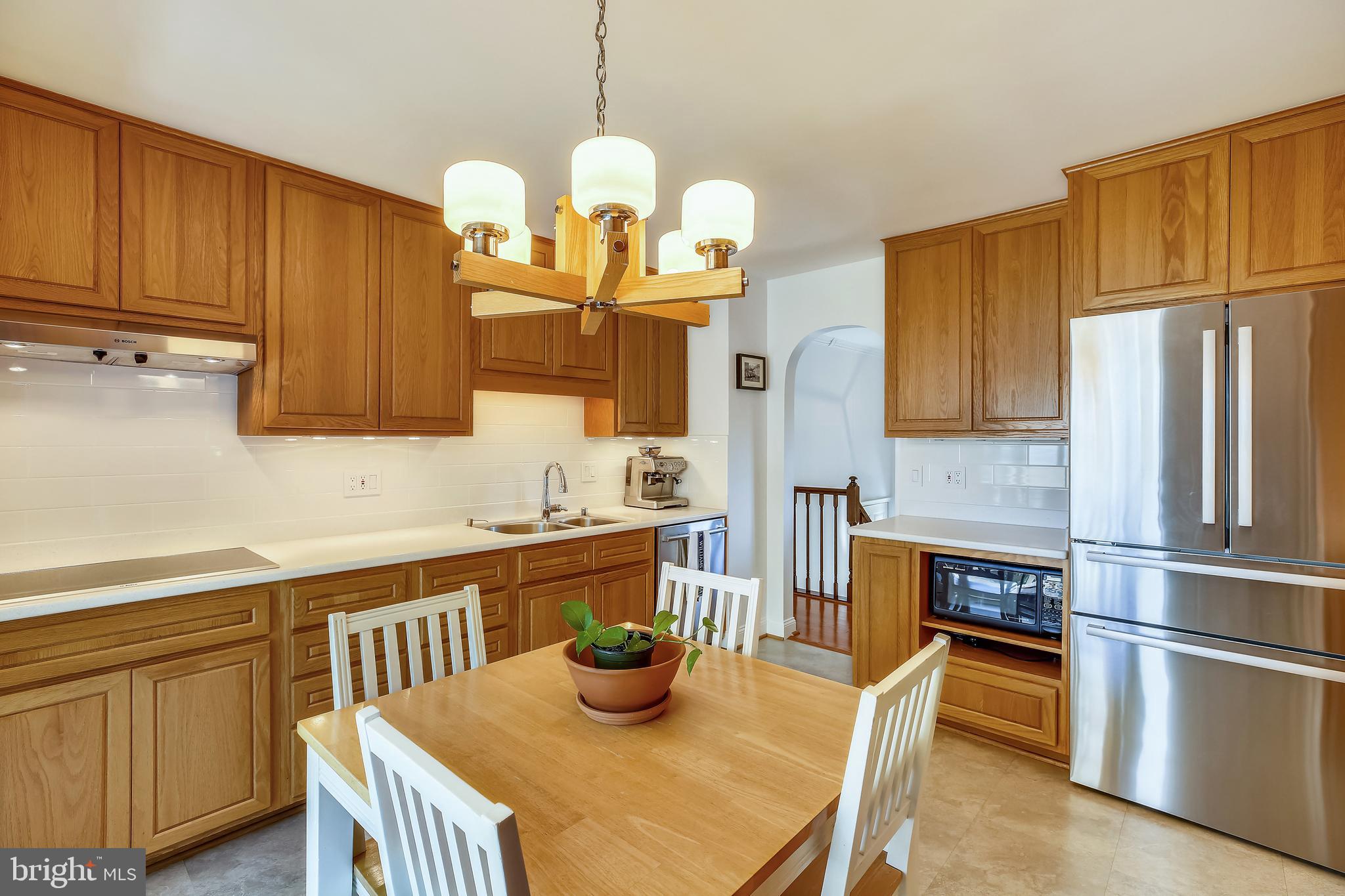 1726 Glastonberry Road Potomac, MD 20854 - Photo 11 of 23 Gallery Image 11