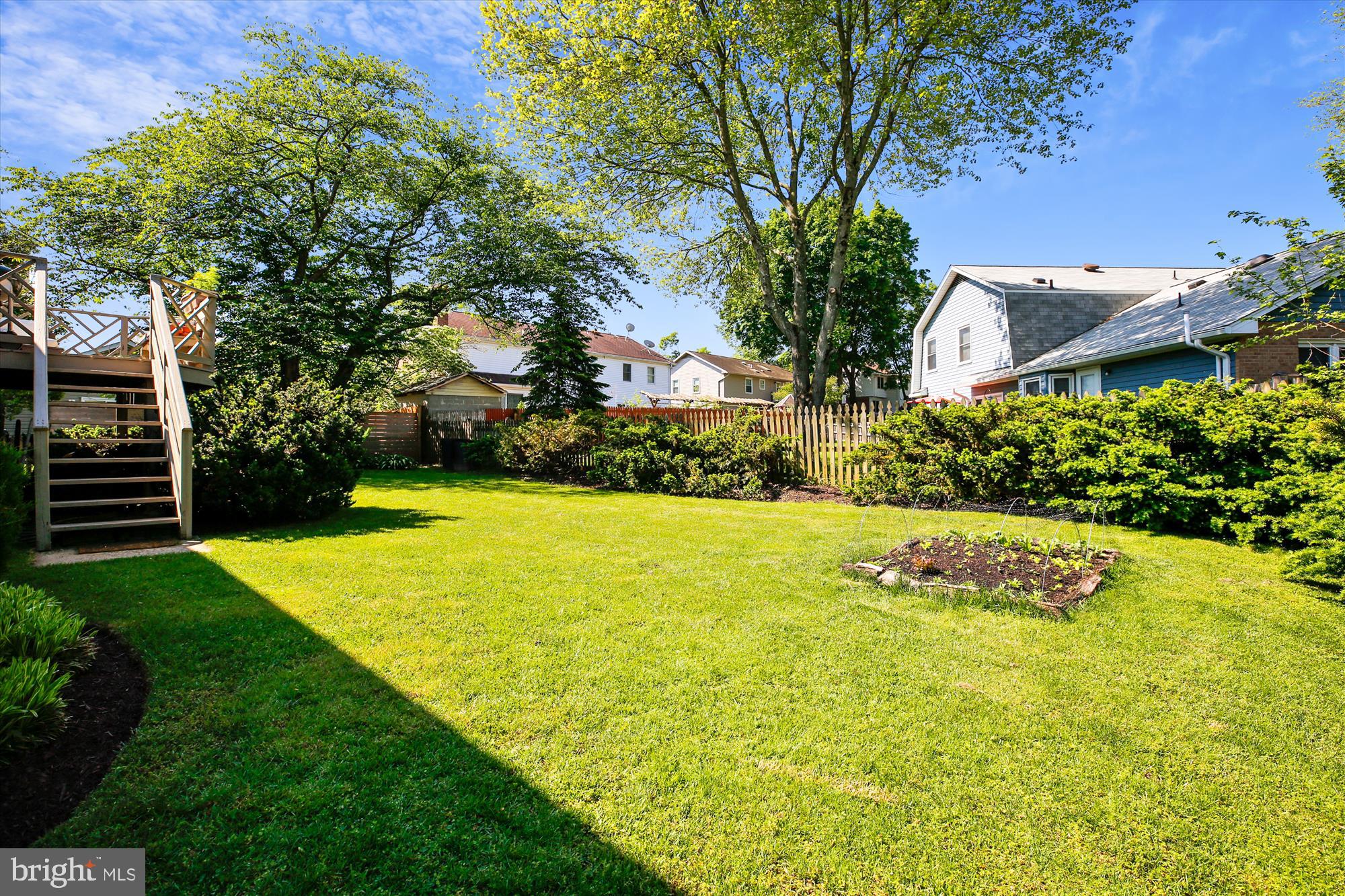 1726 Glastonberry Road Potomac, MD 20854 - Photo 13 of 23 Gallery Image 13