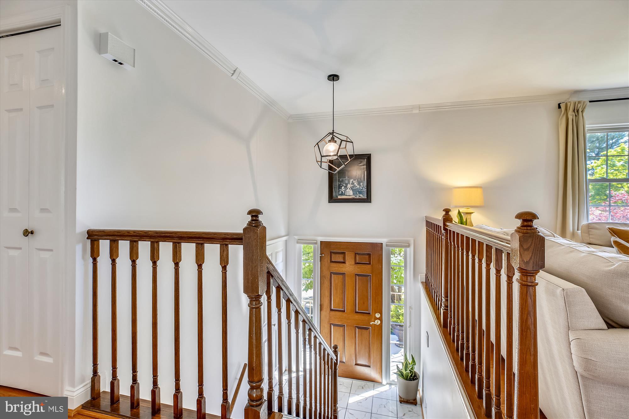 1726 Glastonberry Road Potomac, MD 20854 - Photo 4 of 23 Gallery Image 4