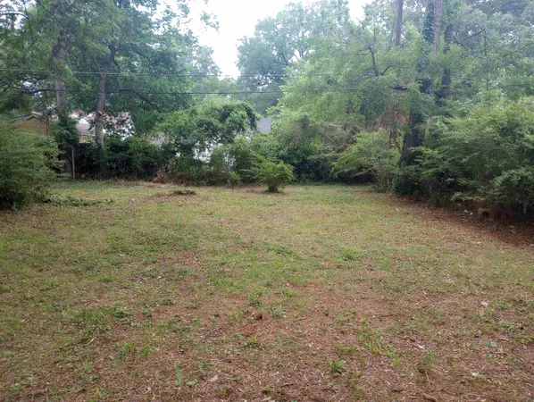 $900 | 3812 Rhodes Avenue, Memphis, TN 38111