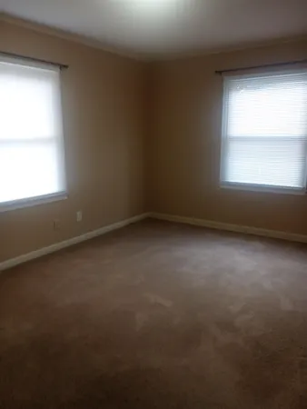 $900 | 3812 Rhodes Avenue, Memphis, TN 38111